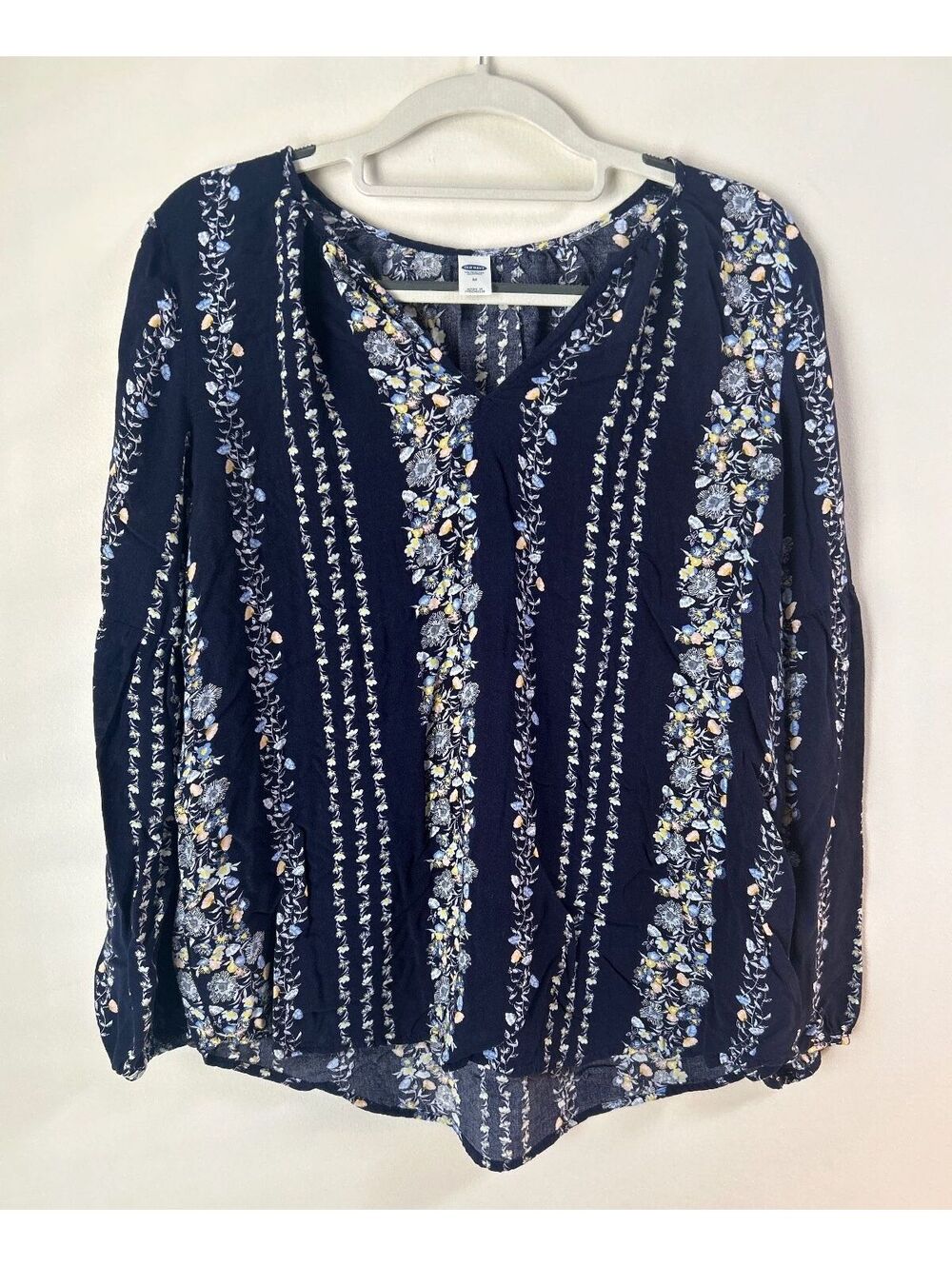 Old Navy Women's Medium Navy Blue Floral Button-Up Blouse